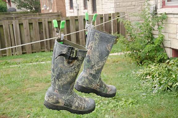rubber boots dry